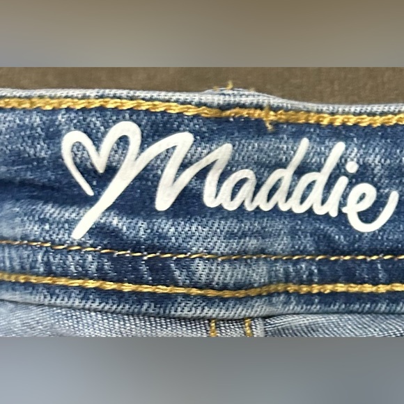 Little Girl’s Jeans with embroidered designs - Picture 3 of 3